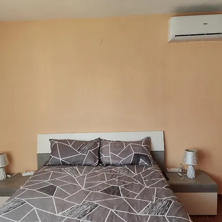 Doble Con Bano Privado,gandia En Piso Compartido Con Anfitriones Gandia